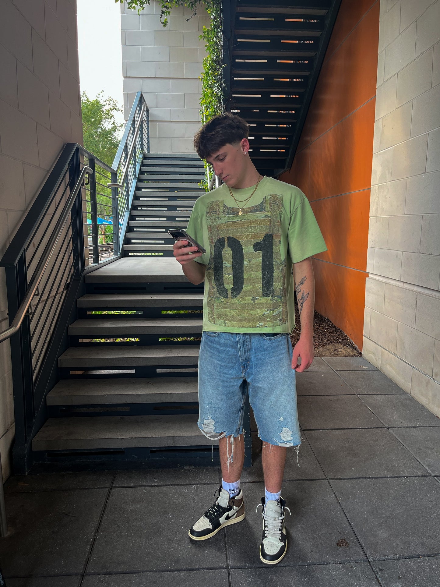 ARMY TEE